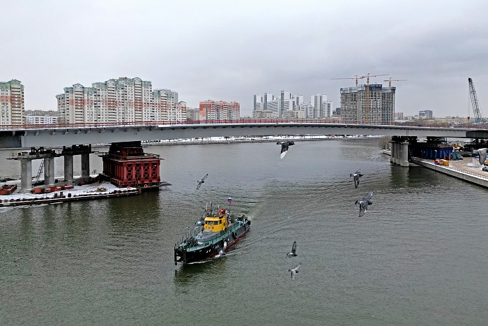 Строительство автомобильного моста на ЗИЛе